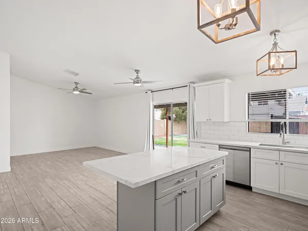 $467,500 | 928 East Hope Street, Mesa, AZ 85203