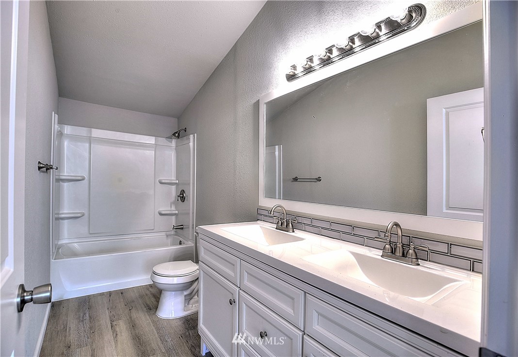 2500 Southeast Kamilche Point Road Shelton, WA 98584 - Photo 8 of 22 Gallery Image 8