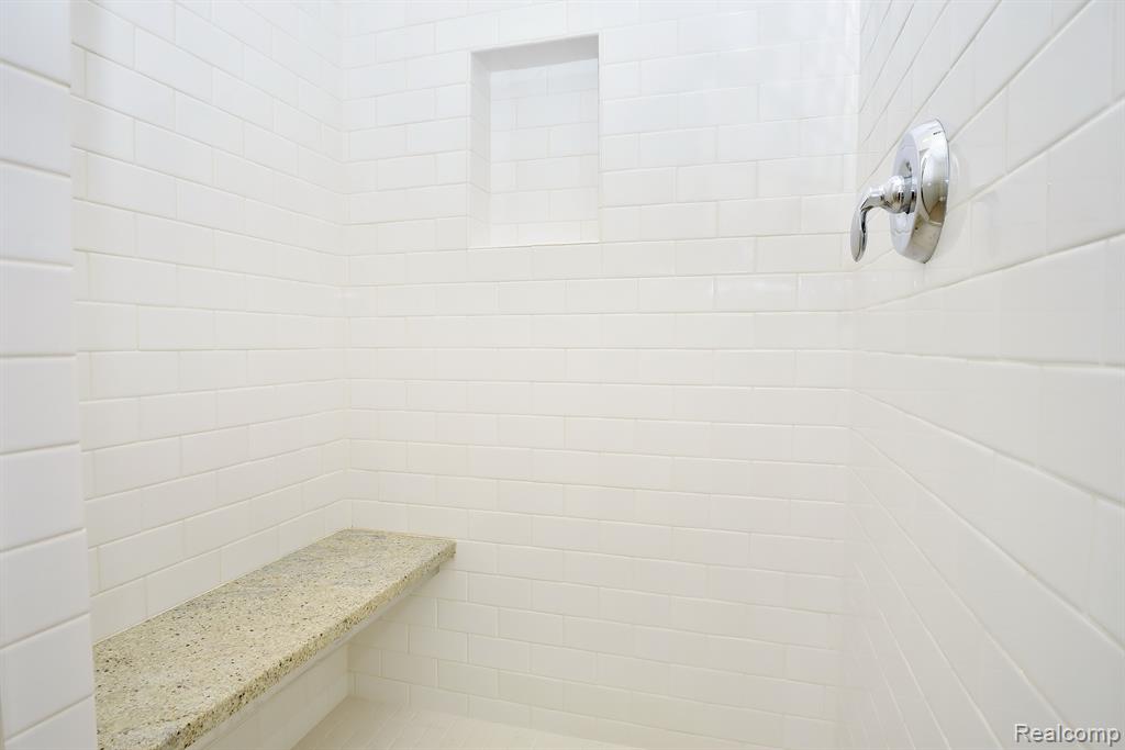2051 Villa Road, Unit 206 Birmingham, MI 48009 - Photo 22 of 39