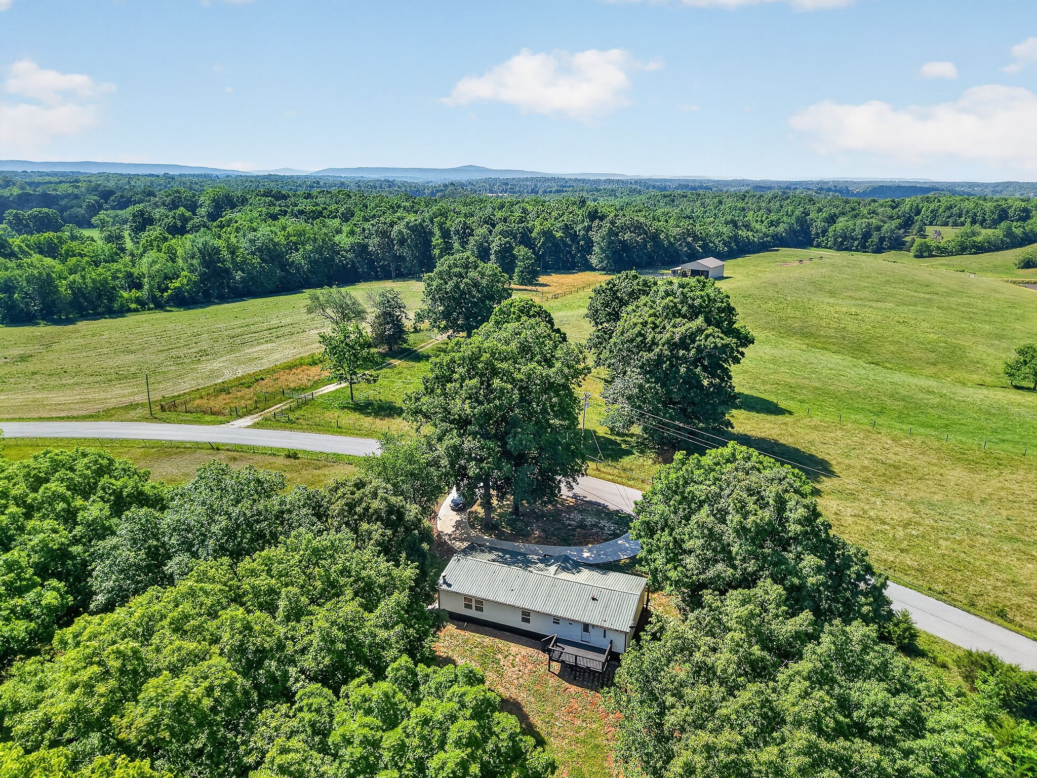 1883 Browntown Road Sparta, TN 38583 - Photo 7 of 45