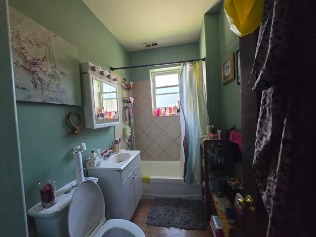 a view of walk in closet