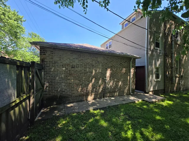 $290,000 | 8200 South Escanaba Avenue, Chicago, IL 60617