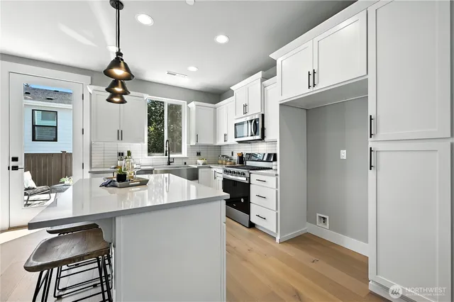 $989,950 | 201 156th Place Southwest, Unit MG 13, Lynnwood, WA 98087