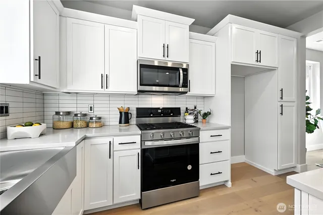 $989,950 | 201 156th Place Southwest, Unit MG 13, Lynnwood, WA 98087