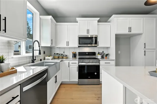 $989,950 | 201 156th Place Southwest, Unit MG 13, Lynnwood, WA 98087