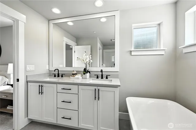 $989,950 | 201 156th Place Southwest, Unit MG 13, Lynnwood, WA 98087