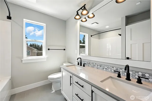 $989,950 | 201 156th Place Southwest, Unit MG 13, Lynnwood, WA 98087