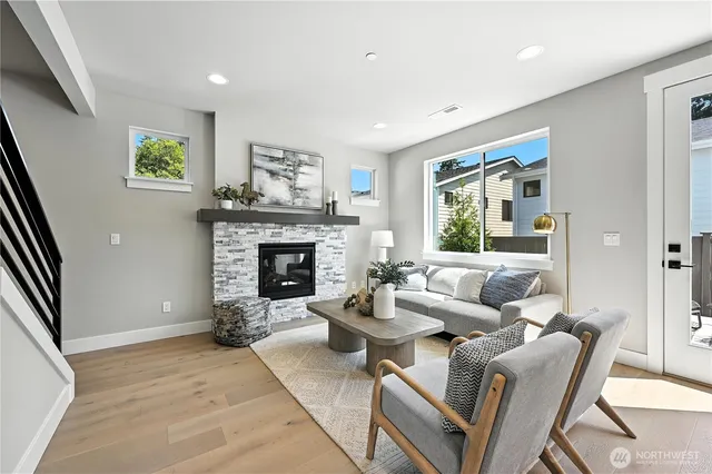 $989,950 | 201 156th Place Southwest, Unit MG 13, Lynnwood, WA 98087