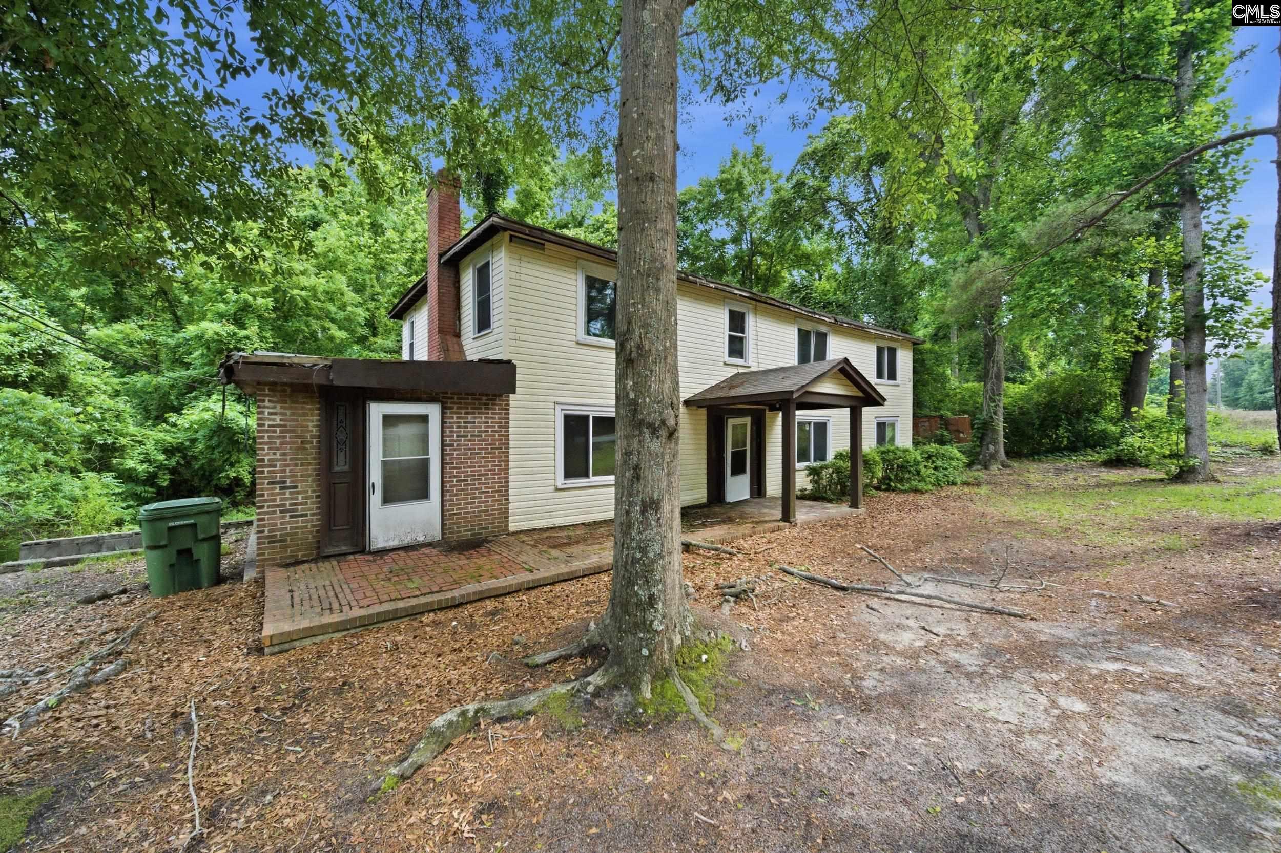 321 Crawford Road Columbia, SC 29203 - Photo 3 of 26