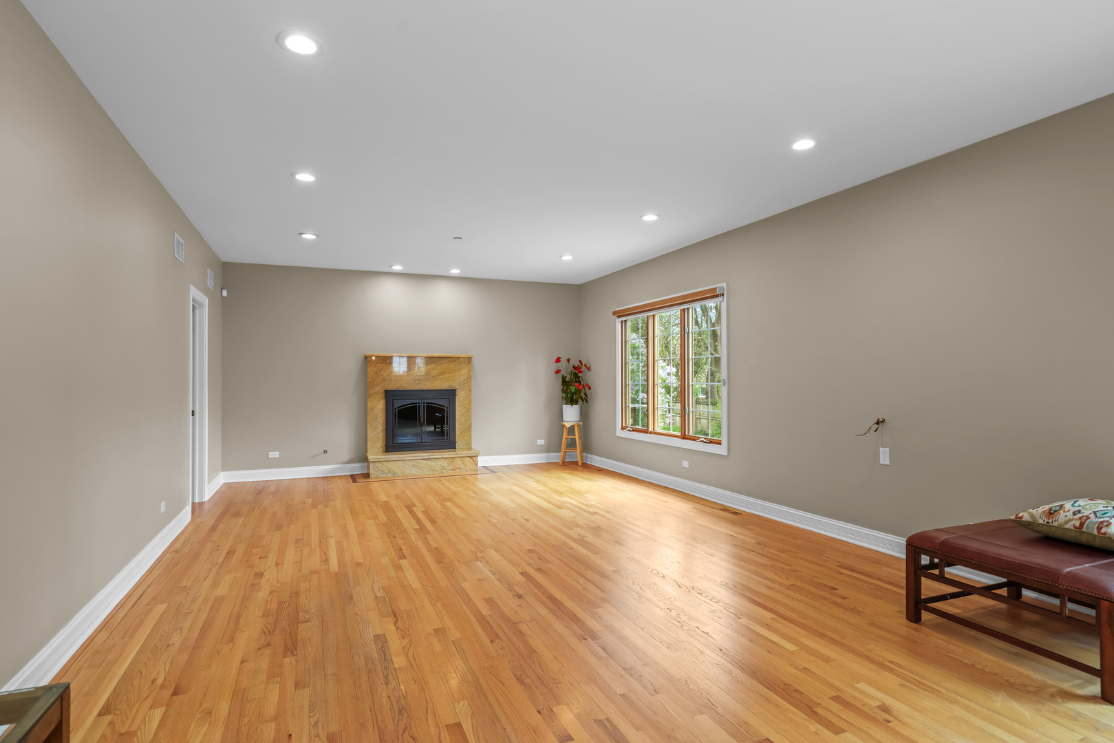 267 9th Street Wheeling, IL 60090 - Photo 13 of 42