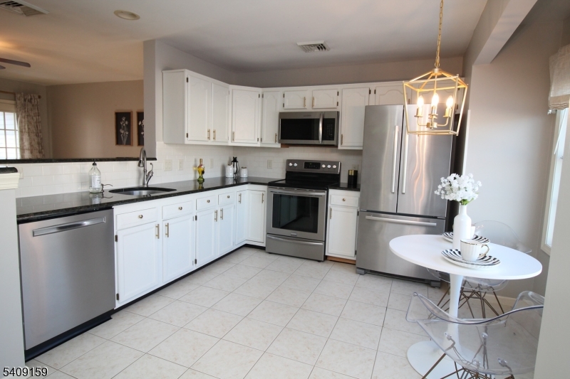 603 Clark Road, Unit 603 Lebanon, NJ 08833 - Photo 2 of 16