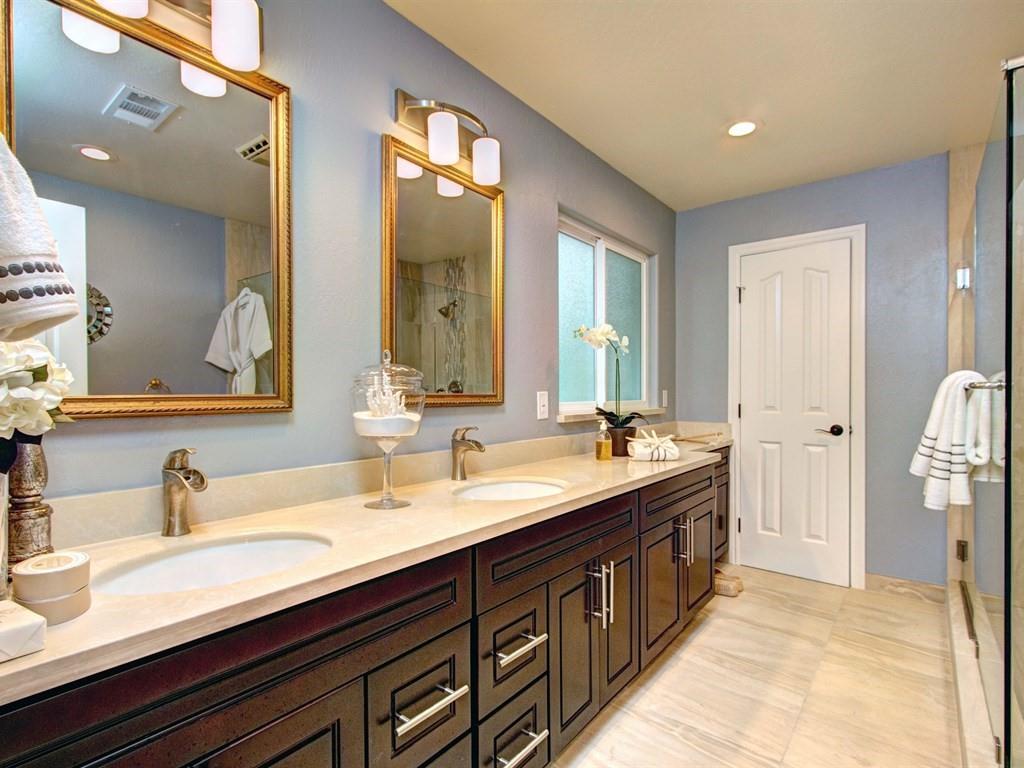 20560 Leonard Road Saratoga, CA 95070 - Photo 13 of 22 Gallery Image 13
