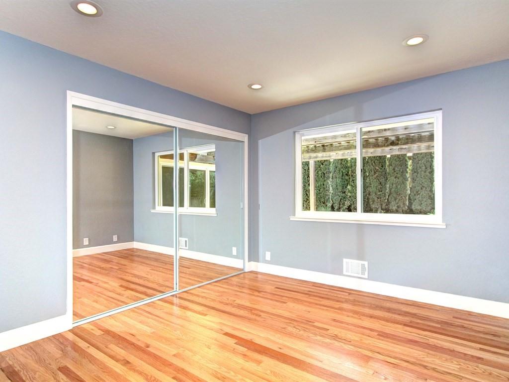 20560 Leonard Road Saratoga, CA 95070 - Photo 16 of 22 Gallery Image 16