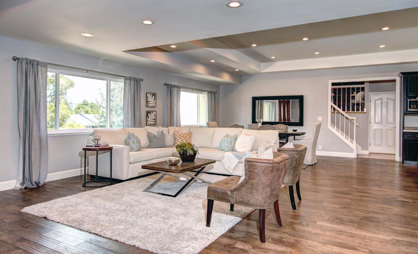 20560 Leonard Road Saratoga, CA 95070 - Photo 3 of 22 Gallery Image 3