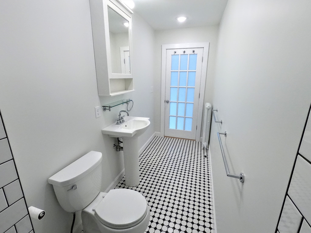 41 School Street, Unit 1 Boston, MA 02119 - Photo 21 of 39