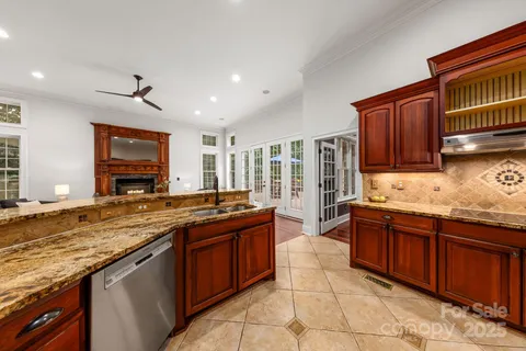 $869,999 | 7919 Glen Abbey Circle, Stanley, NC 28164