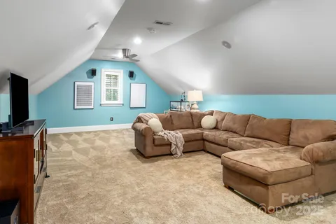 $869,999 | 7919 Glen Abbey Circle, Stanley, NC 28164