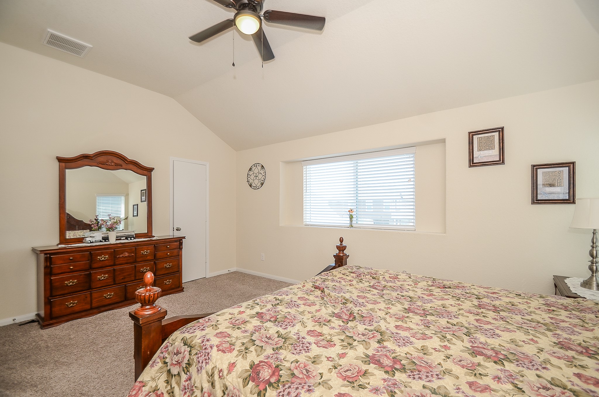 3027 Narrow Stream Way Katy, TX 77493 - Photo 20 of 32 Large primary bedroom with High ceiling