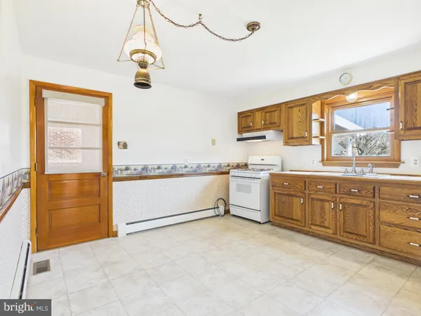 $235,000 | 1483 Linton Terrace, York, PA 17408