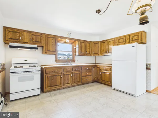 $235,000 | 1483 Linton Terrace, York, PA 17408