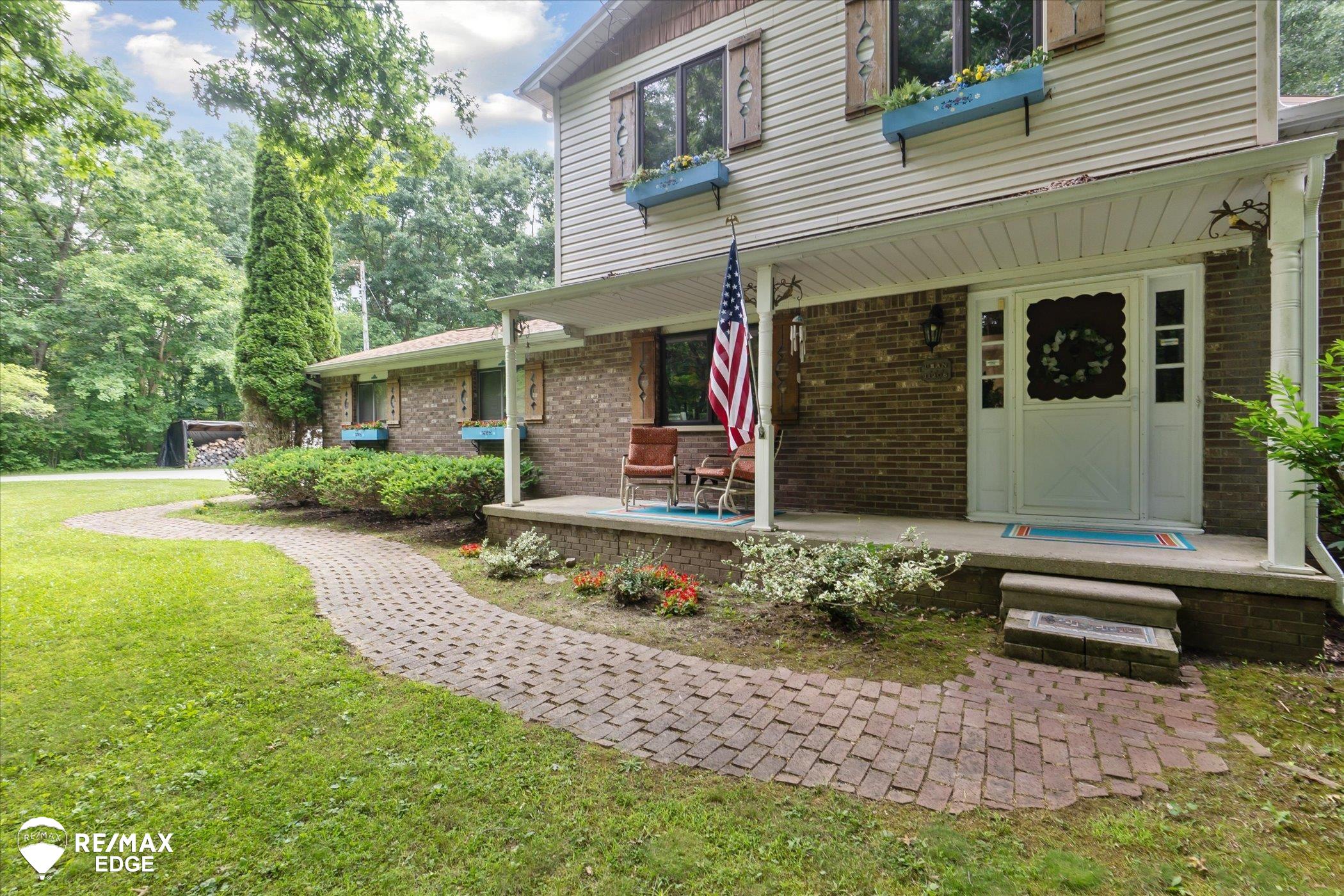 11206 East Atherton Road Davison, MI 48423 - Photo 6 of 46 50181256-6af5fbde-fd86-4e79-8895-3bd4df296935.JPG
