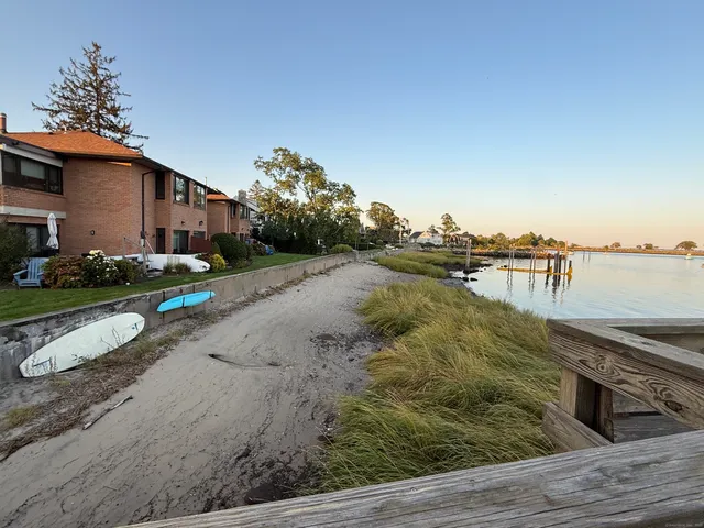 a view of a houses with outdoor space