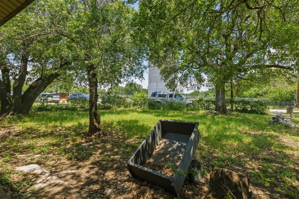 320 Beverly Road Azle, TX 76020 - Photo 24 of 31