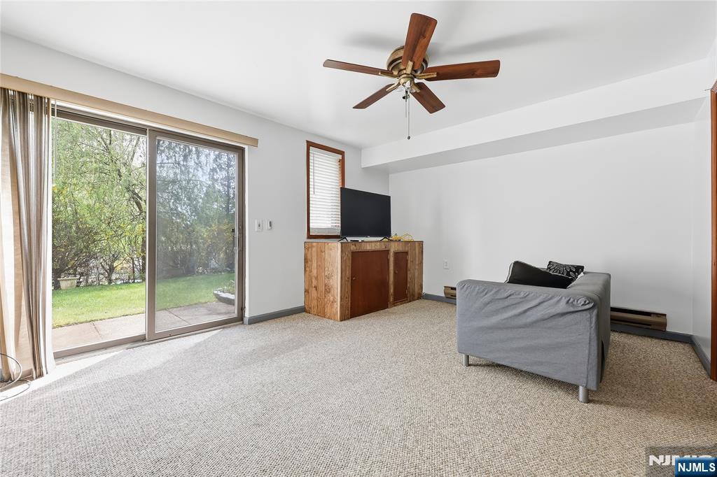 52 Adams Terrace Clifton, NJ 07013 - Photo 28 of 40