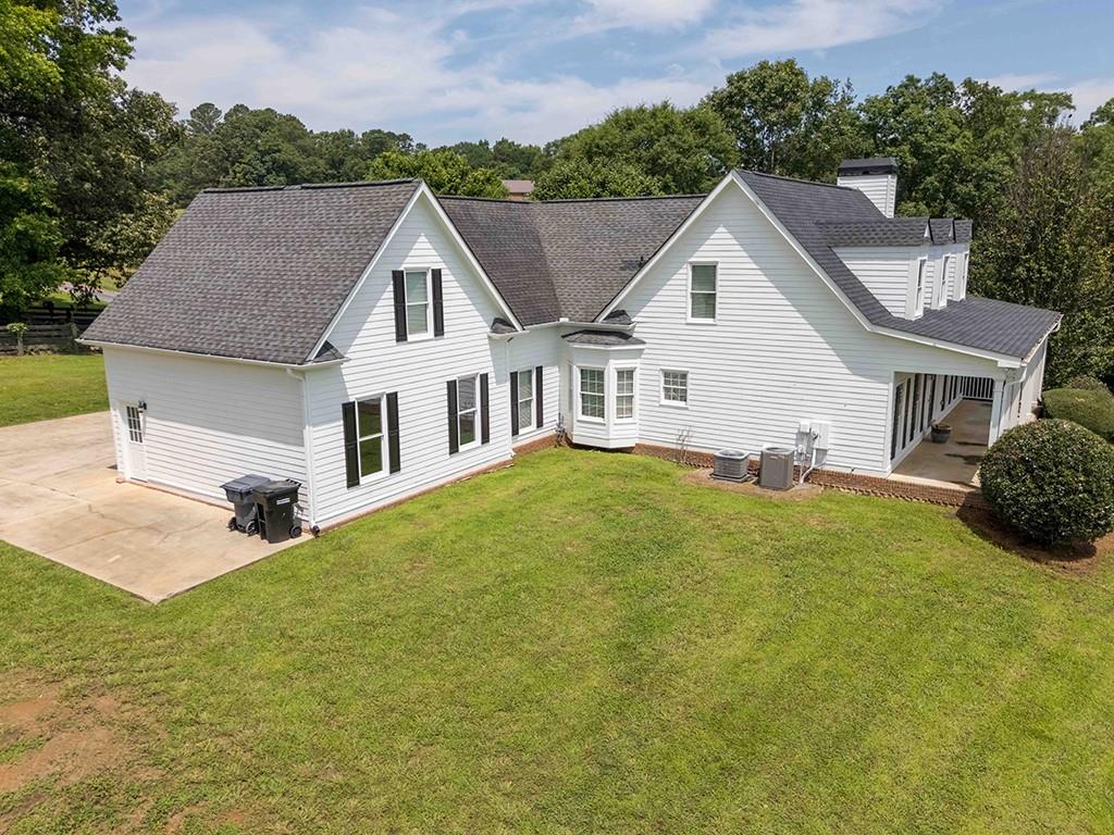 255 Henson Way Canton, GA 30115 - Photo 3 of 37