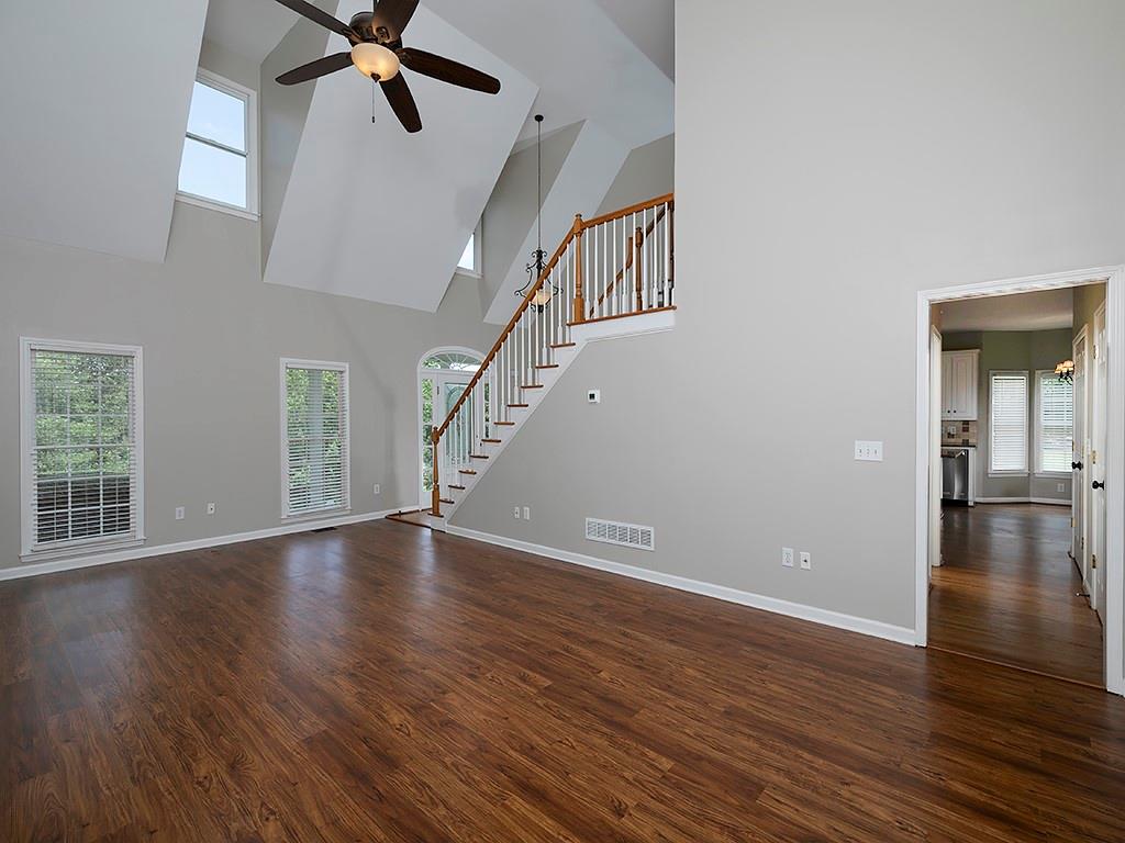 255 Henson Way Canton, GA 30115 - Photo 8 of 37