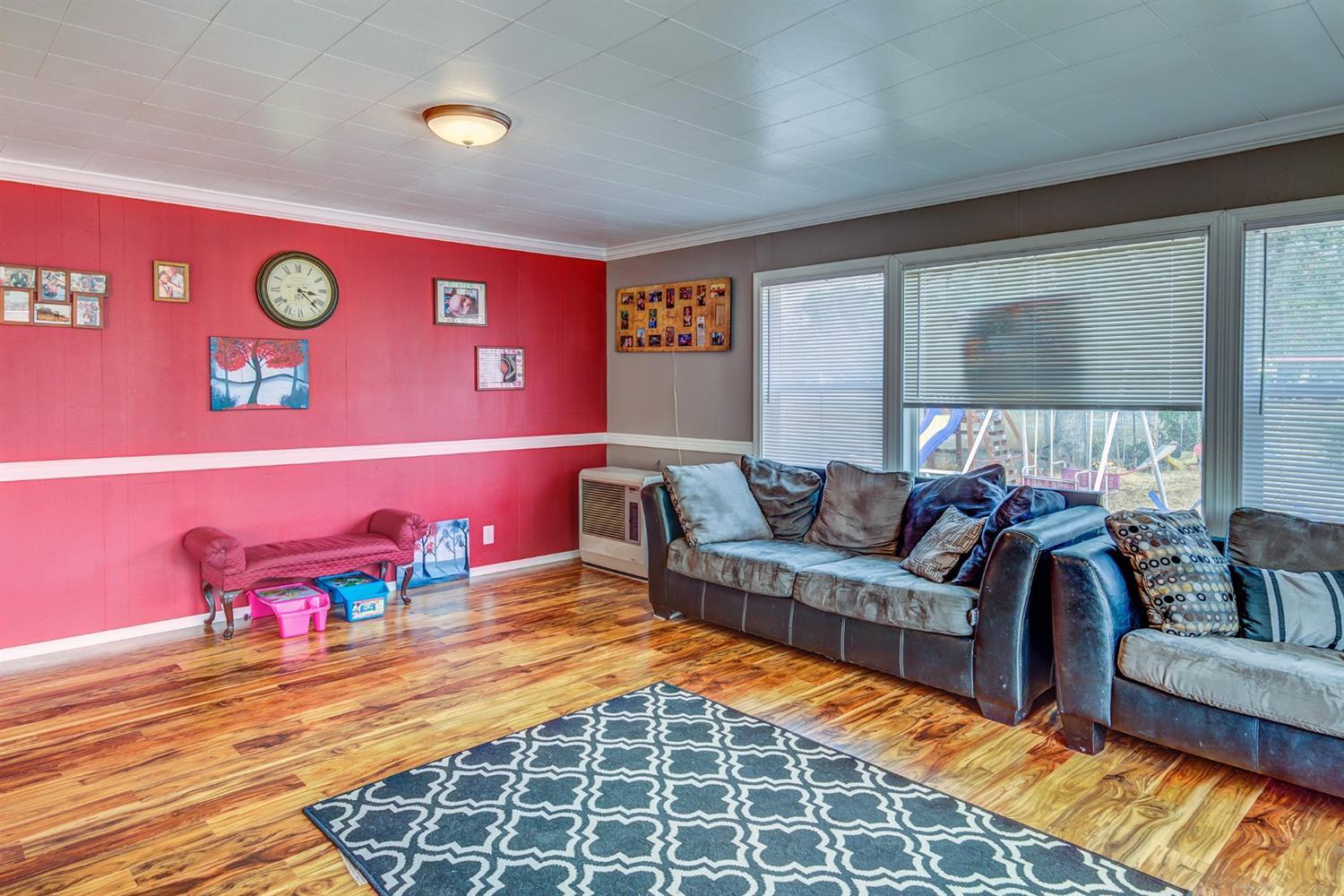 650 Pleasant Valley Road Merlin, OR 97532 - Photo 5 of 33 Additional Photo