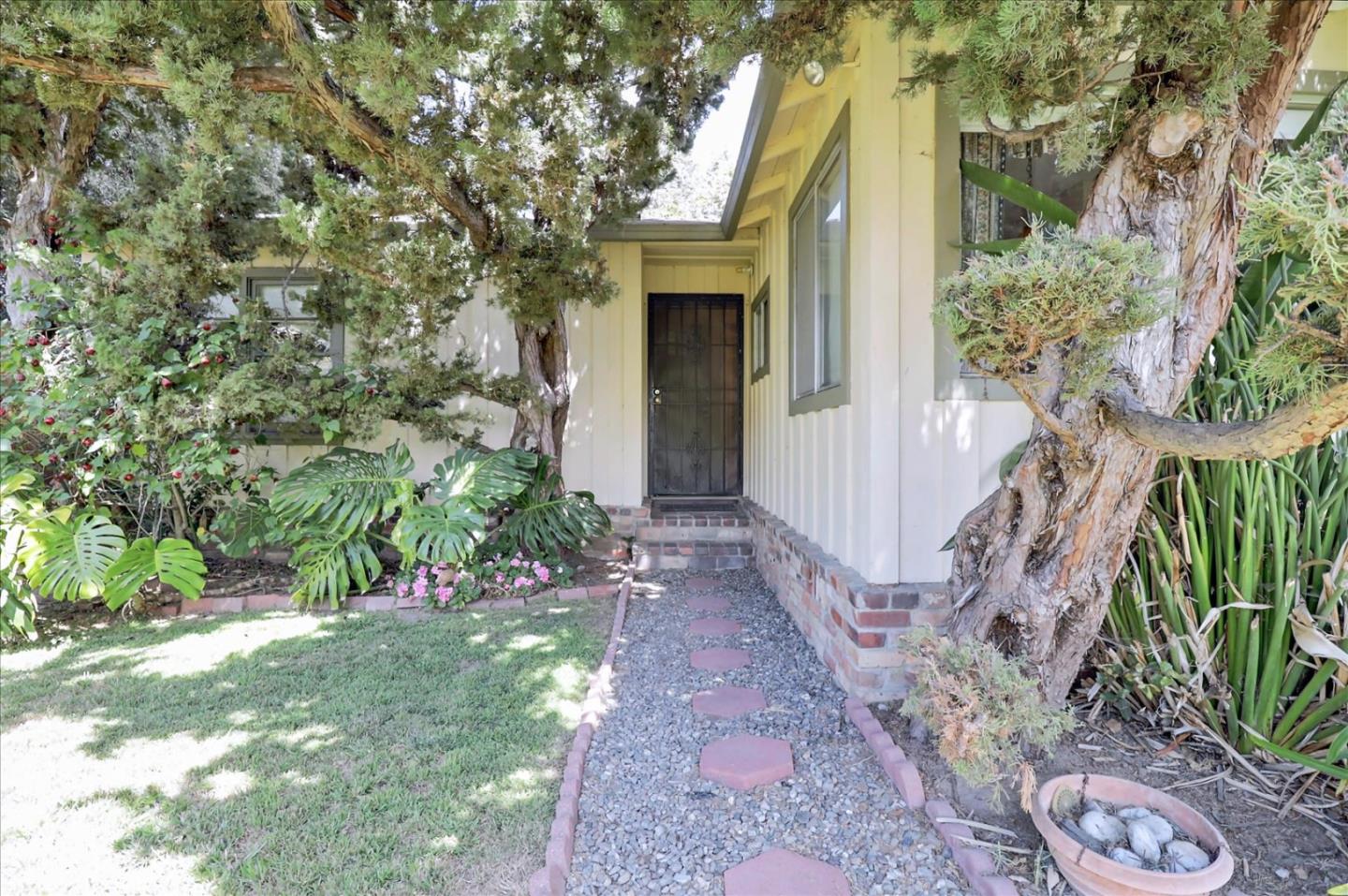 420 Sunset Boulevard Hayward, CA 94541 - Photo 34 of 51 a front view of a house with a yard