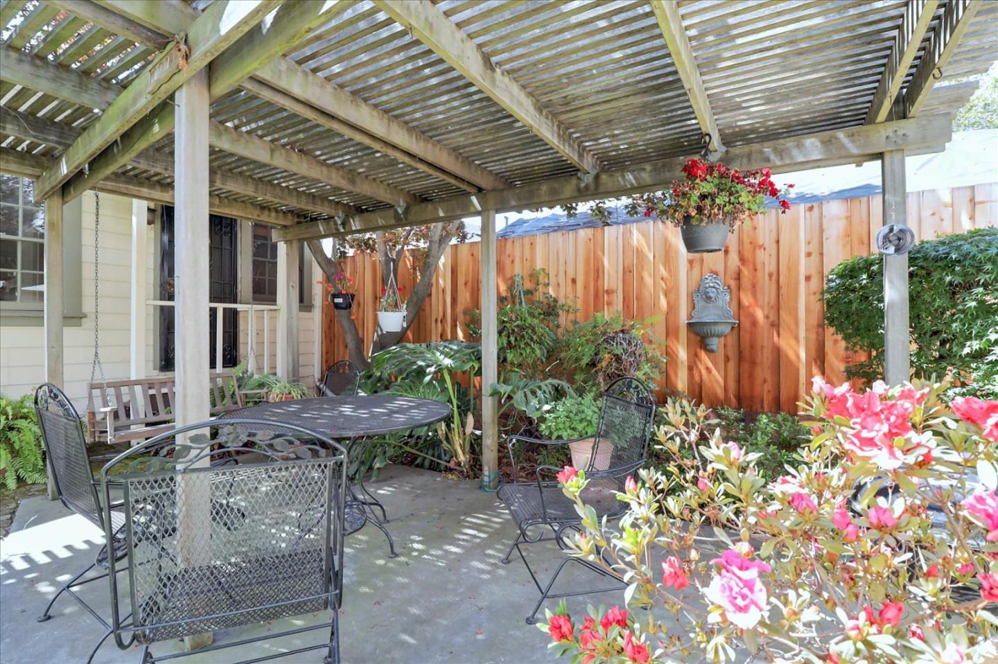 420 Sunset Boulevard Hayward, CA 94541 - Photo 43 of 51 a outdoor space with plants