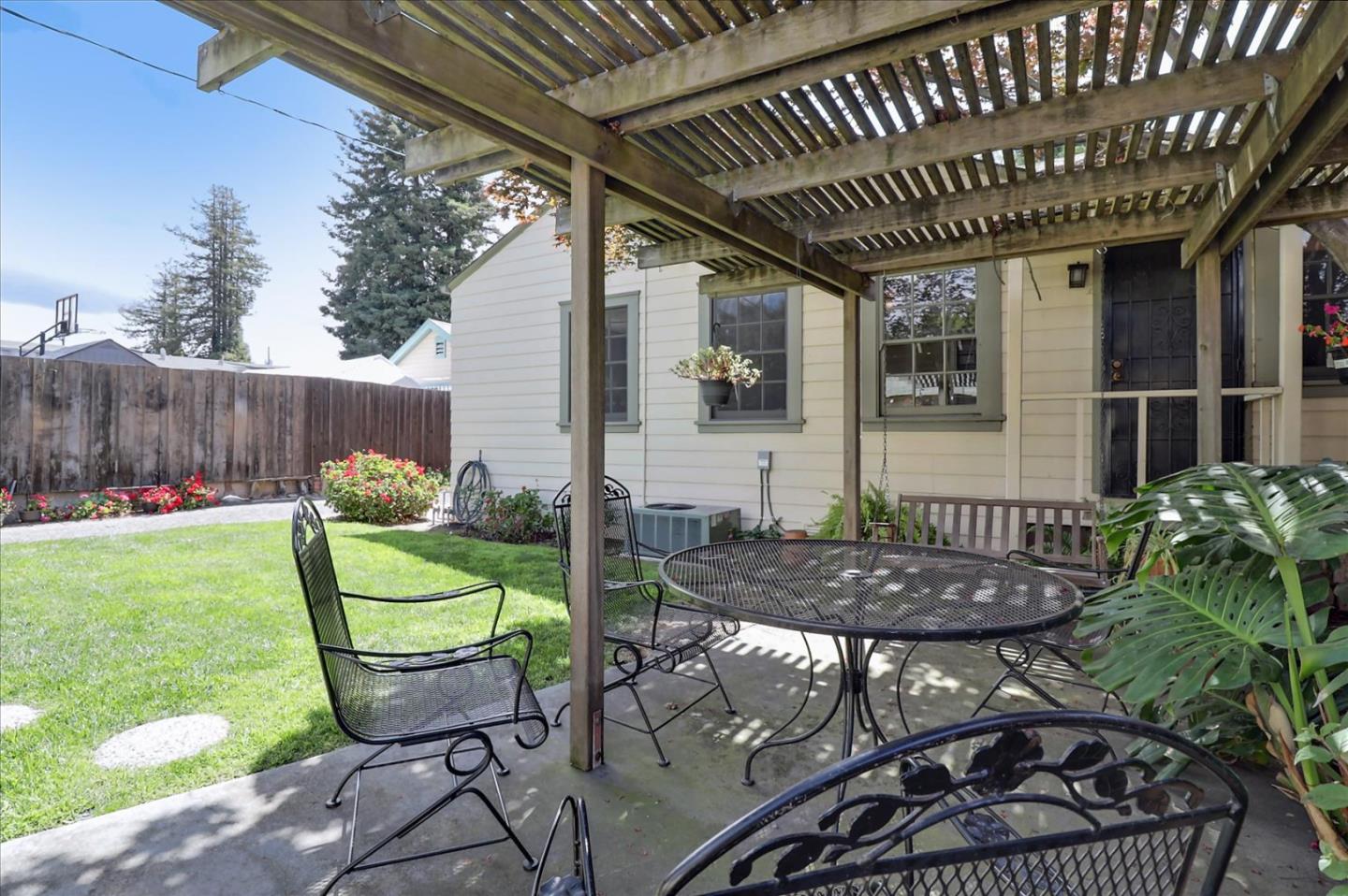 420 Sunset Boulevard Hayward, CA 94541 - Photo 44 of 51 a backyard of a house with table and chairs