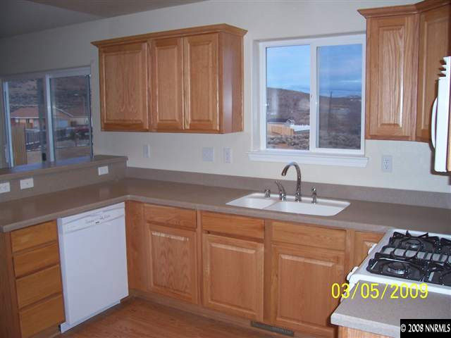 5898 Kearney Drive Reno, NV 89506 - Photo 5 of 8 Photo 5