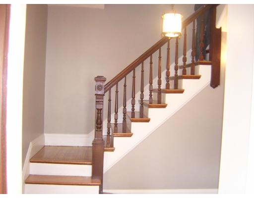 14 Hovey Road Waltham, MA 02453 - Photo 3 of 7