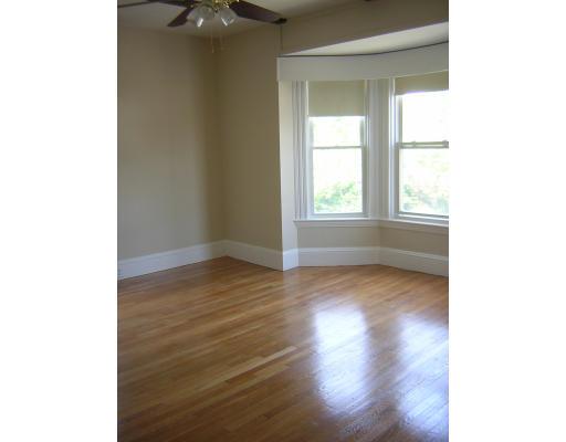 14 Hovey Road Waltham, MA 02453 - Photo 4 of 7