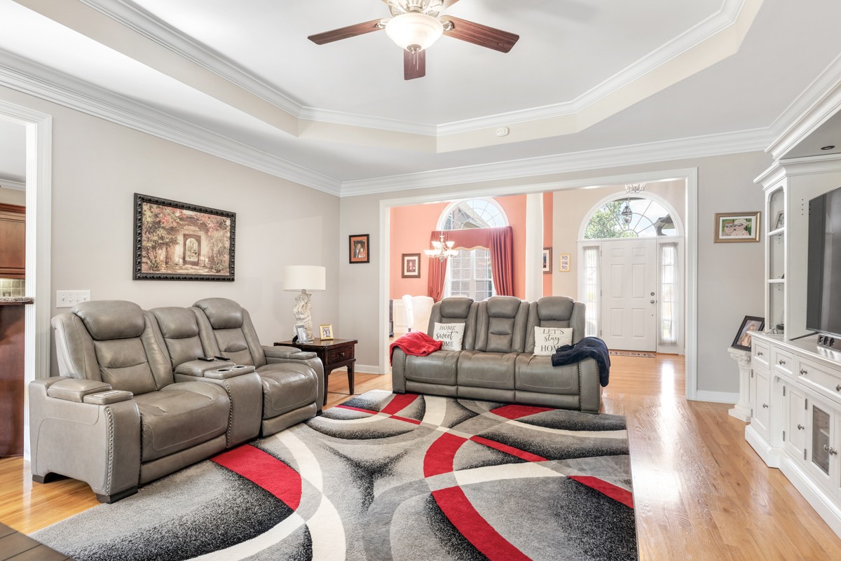 105 Robin Point Gallatin, TN 37066 - Photo 18 of 59 a living room with furniture and a large window