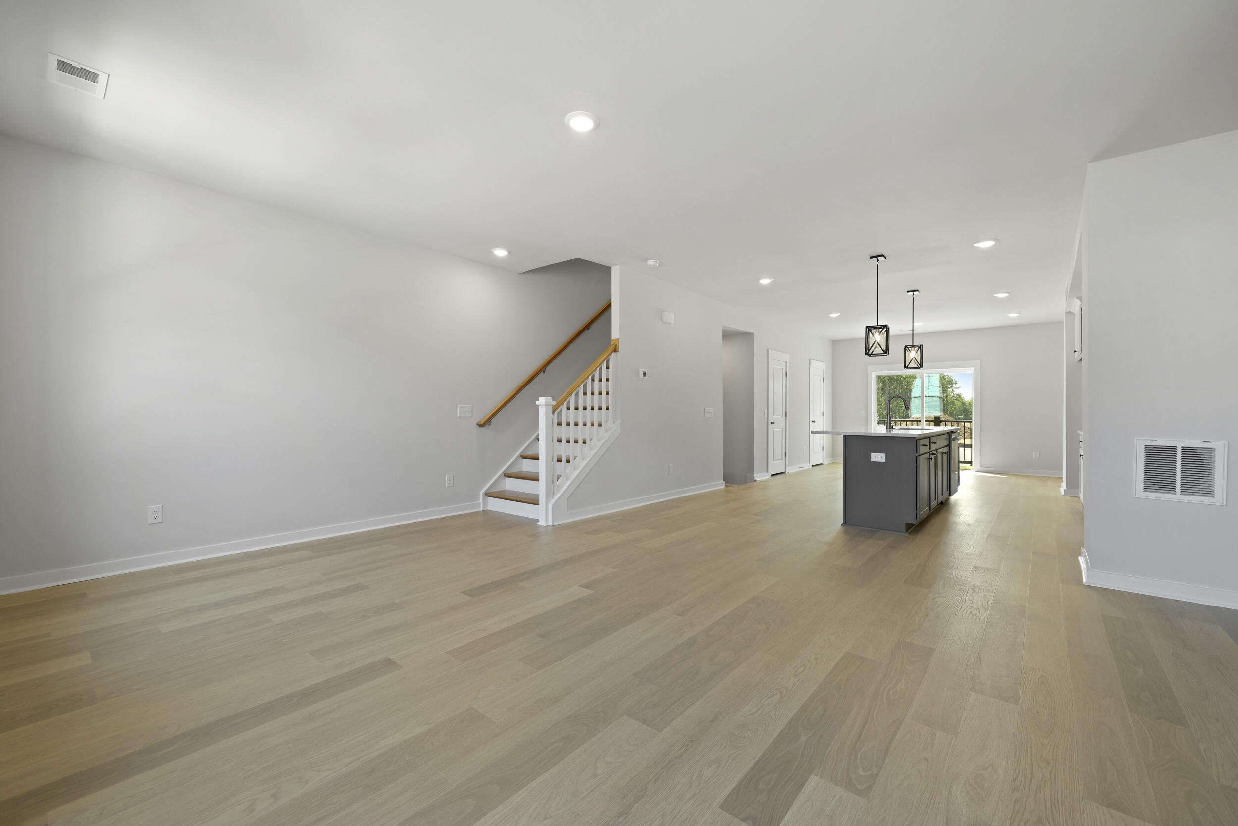 412 Great Egret Trace Summerville, SC 29486 - Photo 23 of 83 Living Room