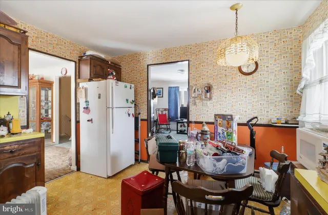 $300,000 | 11 Hillymede Drive, Hummelstown, PA 17036