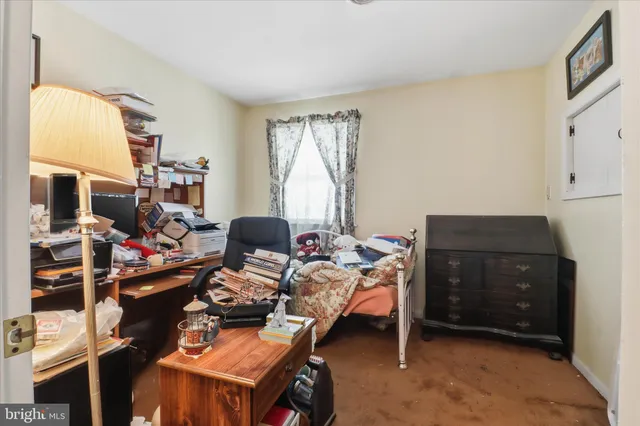 $300,000 | 11 Hillymede Drive, Hummelstown, PA 17036