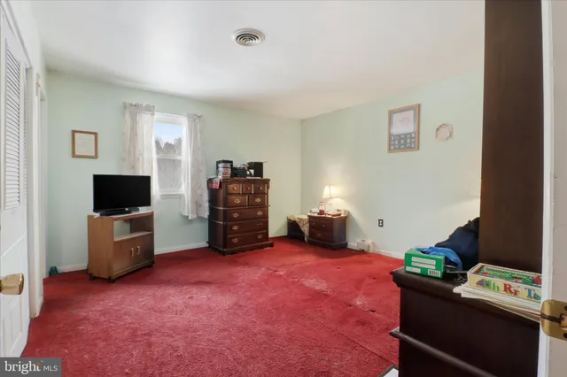 $300,000 | 11 Hillymede Drive, Hummelstown, PA 17036