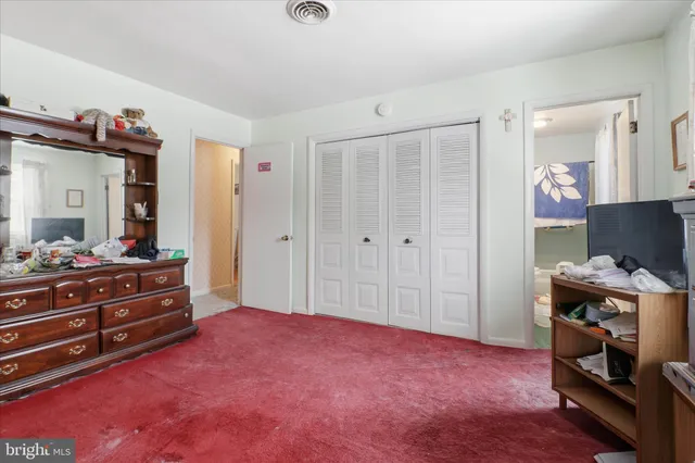 $300,000 | 11 Hillymede Drive, Hummelstown, PA 17036