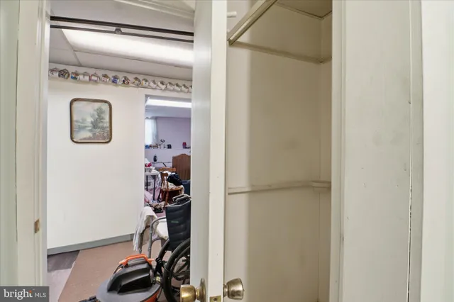 $300,000 | 11 Hillymede Drive, Hummelstown, PA 17036