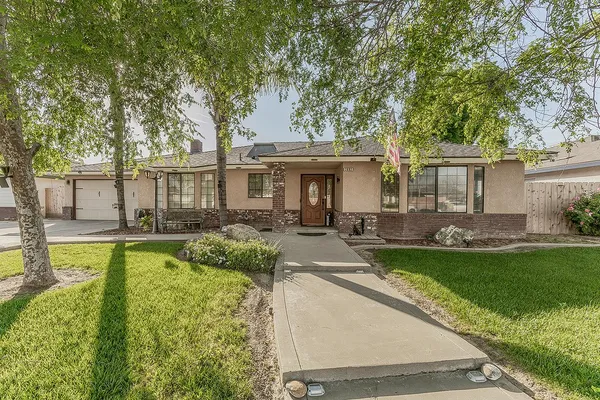 $415,000 | 2892 Aspen Street, Hanford, CA 93230