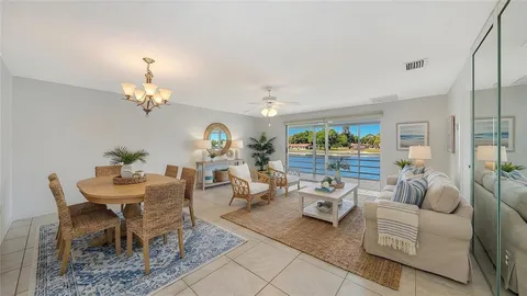 $180,000 | 4458 Narraganset Trail, Unit 93A, Sarasota, FL 34233