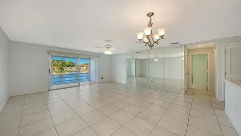 $180,000 | 4458 Narraganset Trail, Unit 93A, Sarasota, FL 34233