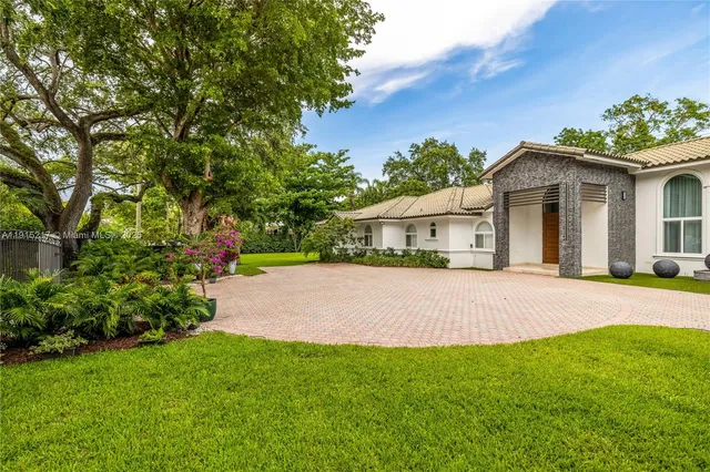 $35,000 | 8941 Southwest 65th Court, Unit 8941, Pinecrest, FL 33156