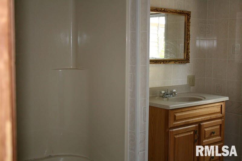12163 Norman Road Marion, IL 62959 - Photo 8 of 8 Gallery Image 8