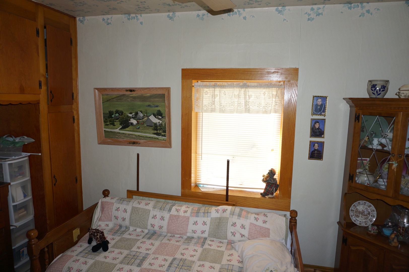 1924 East 6000th Road South St. Anne, IL 60964 - Photo 27 of 35 a view of room with window and hallway